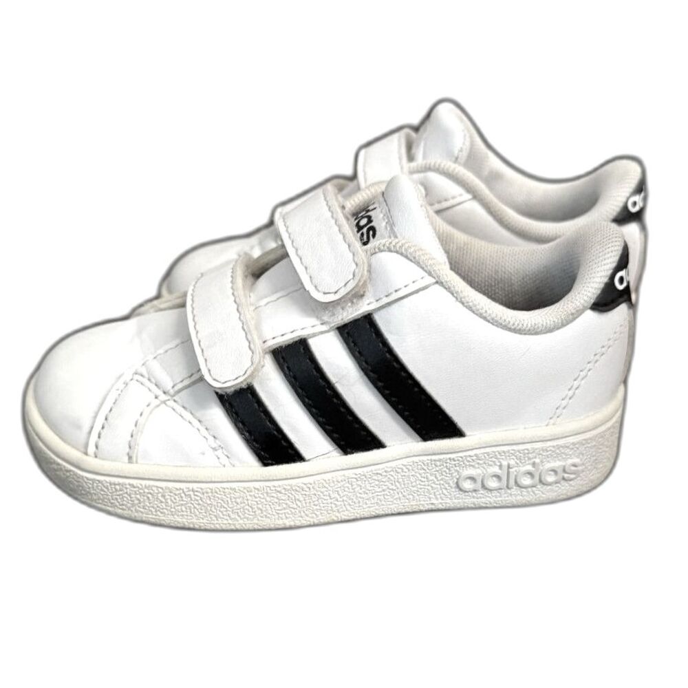 Adidas Infant @Toddler Grand Court Sneakers in White/Black Size 6.5
